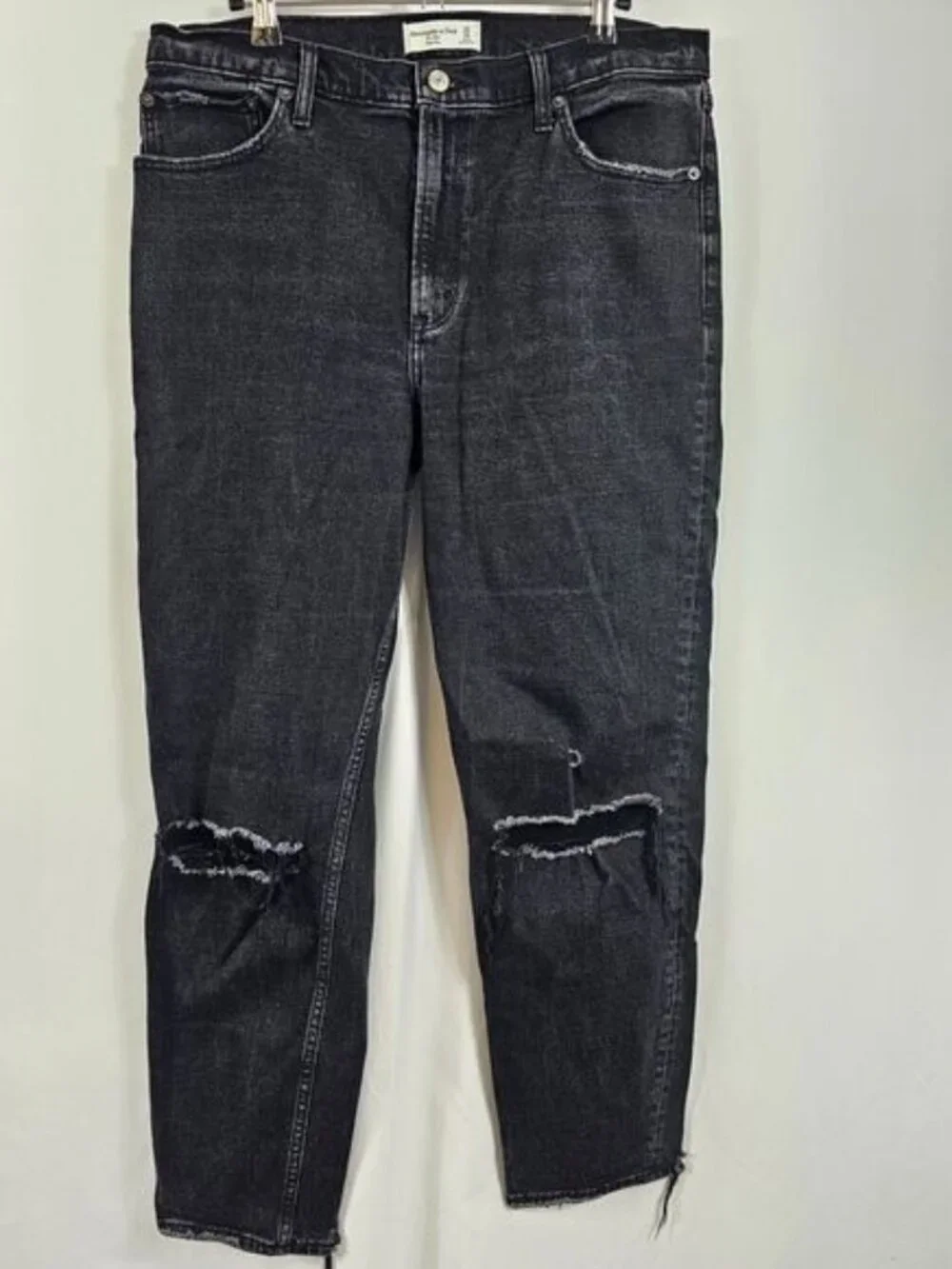Abercrombie & Fitch The Mom High Rise Jean In Black - Size 14L - Picture 1 of 10